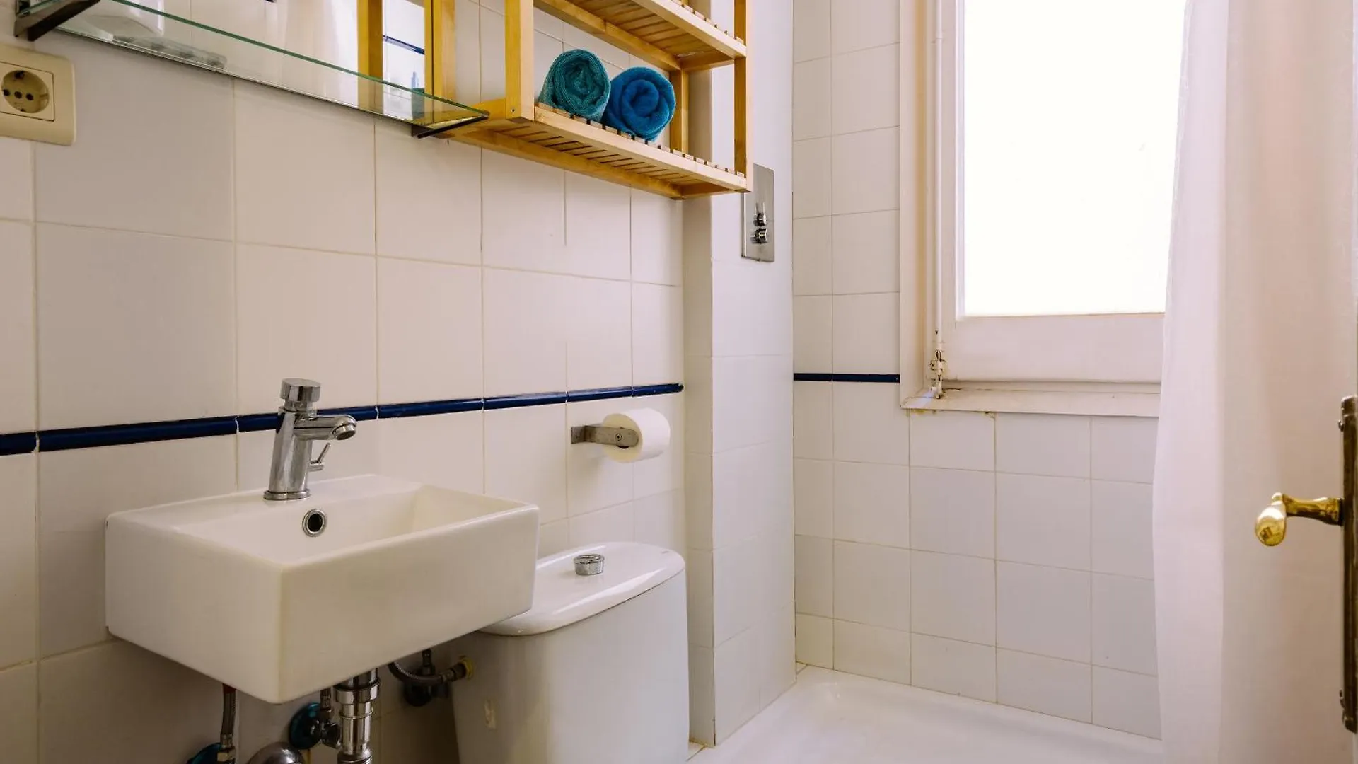 Hostel Balmes Private Rooms Barcelona
